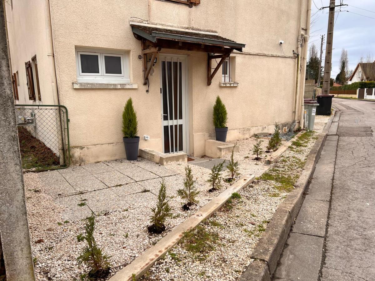 Apartament T2 Cosy / Quartier Calme / Magasins D'Usine A Proximite Saint-Julien-les-Villas Zewnętrze zdjęcie